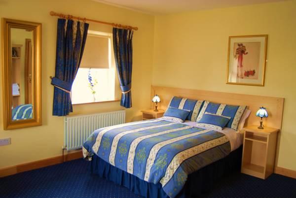 Feerick'S Hotel Rathowen Extérieur photo